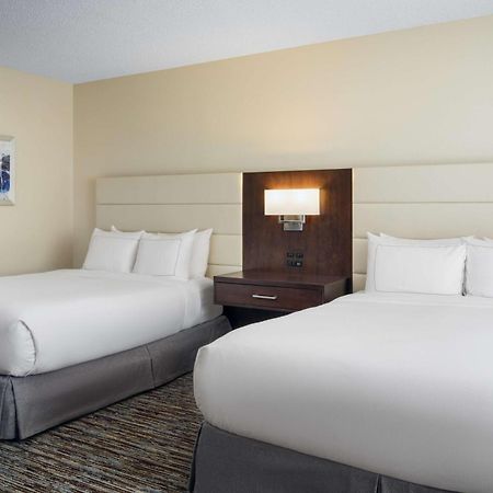 Doubletree By Hilton Greensboro Eksteriør bilde