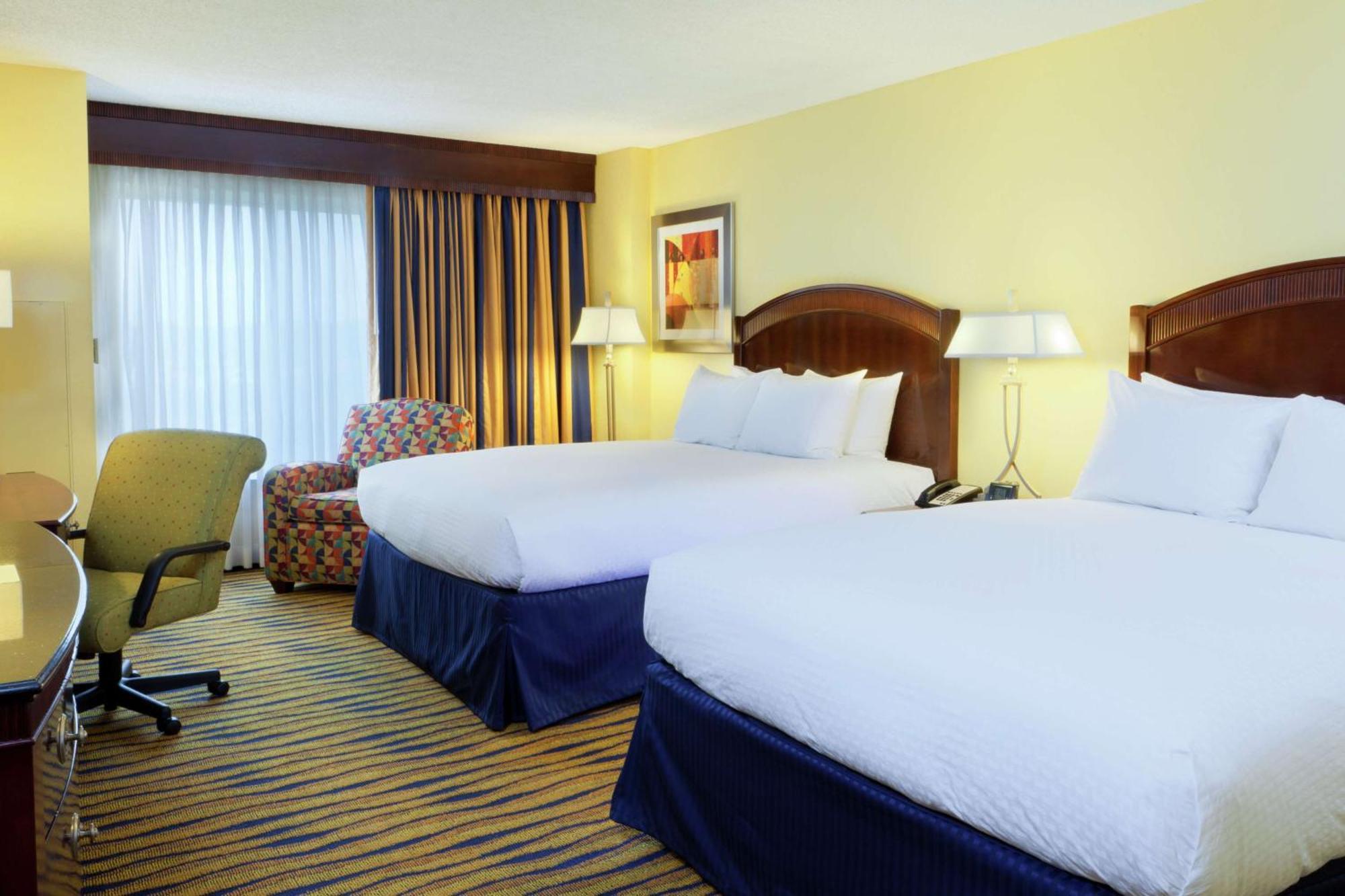 Doubletree By Hilton Greensboro Eksteriør bilde